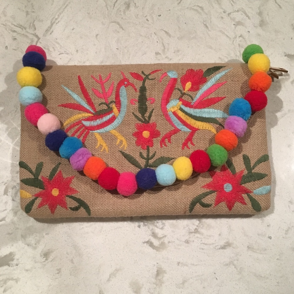 Adorable Pom Pom Clutch